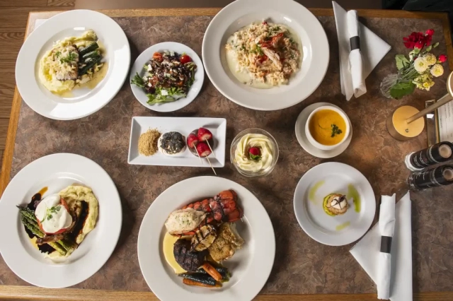 Table of Italian food at Ferrucci Ristorante in Downtown Panama City